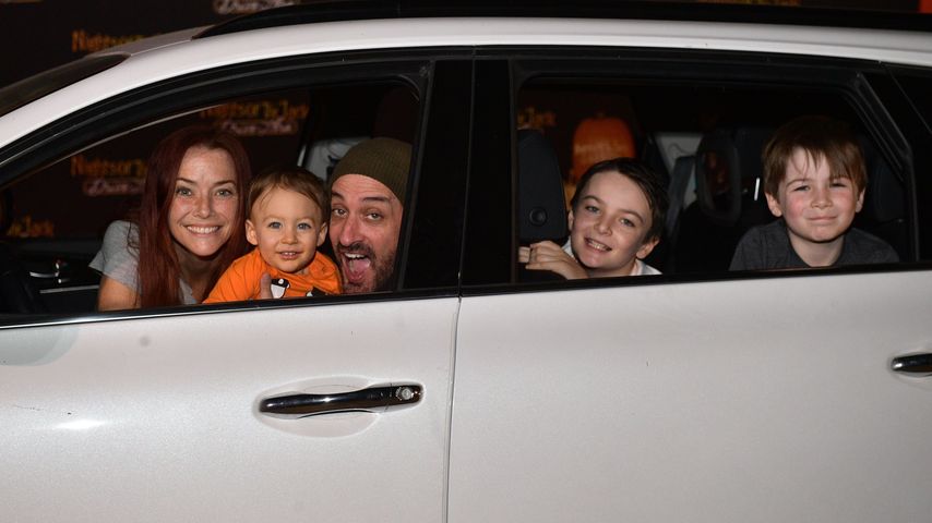 Annie Wersching mit ihrem Mann und ihren Kindern