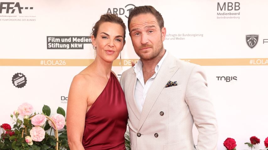 Annika Lau und Frederick Lau bei der 76. Verleihung des Deutschen Filmpreises im Palais am Funkturm in Berlin