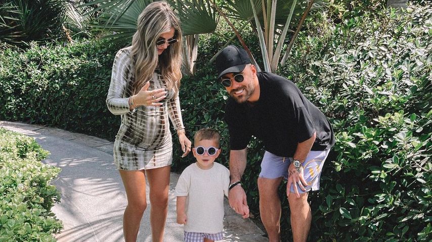 Anouska Santos und Luke Shaw mit ihrem Sohn