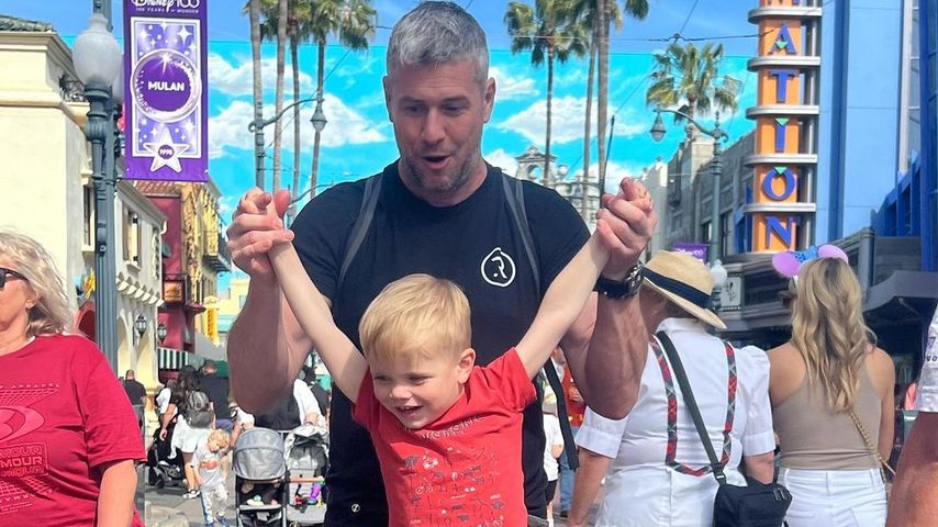 Süß: Ant Anstead macht Disneyland mit seinem Sohn unsicher