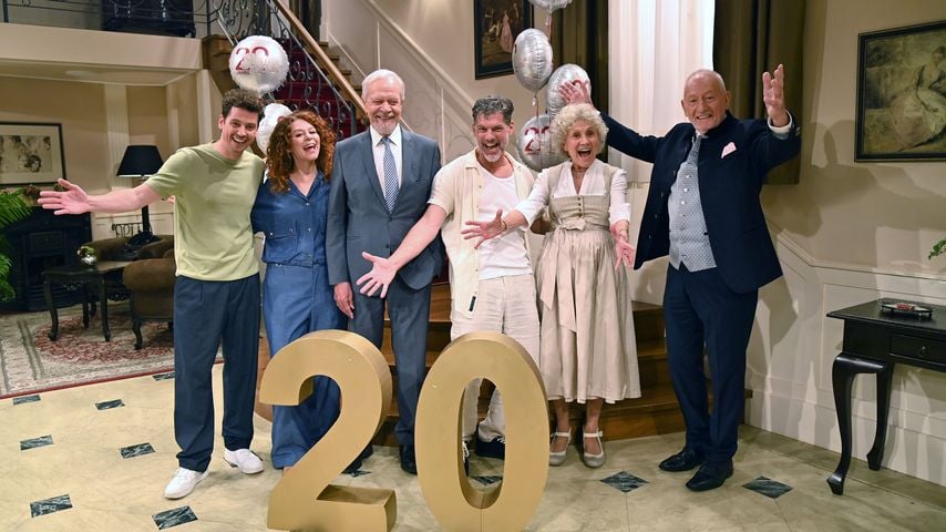Anthony Paul, Johanna Graen, Dirk Galuba,Gregory B. Waldis, Antje Hagen und Sepp Schauer, 2025.