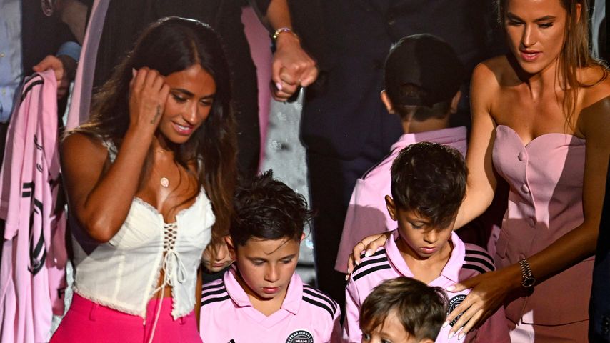 Antonela Roccuzzo mit ihren drei Söhnen, Juli 2023