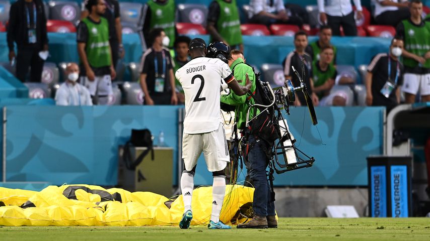 Antonio Rüdiger mit dem fliegenden Flitzer