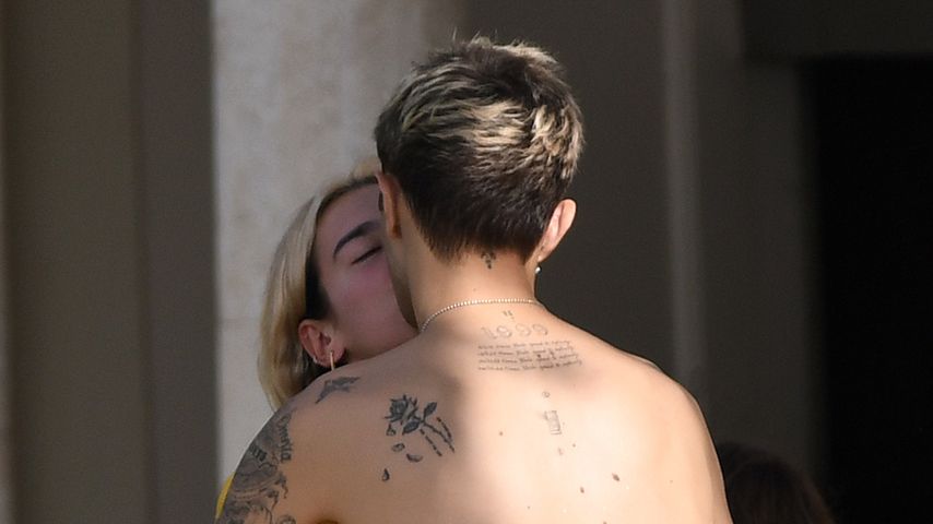 Anwar Hadid und Dua Lipa an Silvester 2019
