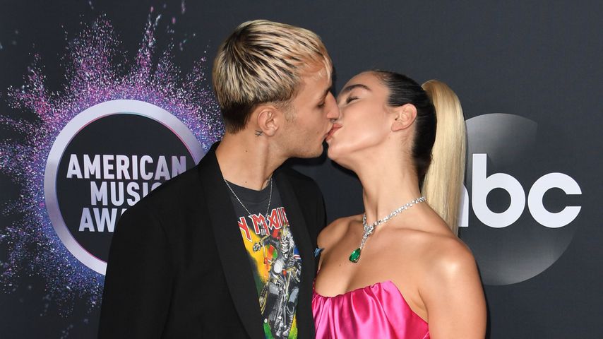 Anwar Hadid und Dua Lipa bei den American Music Awards 2019