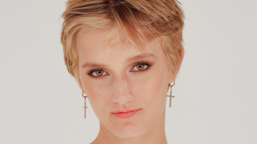 Kurzhaarschnitt: GNTM-Anya war schockiert vom Umstyling!