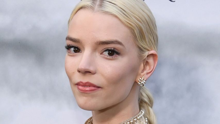 Verdächtiger Ring: Hat sich Anya Taylor-Joy etwa verlobt?