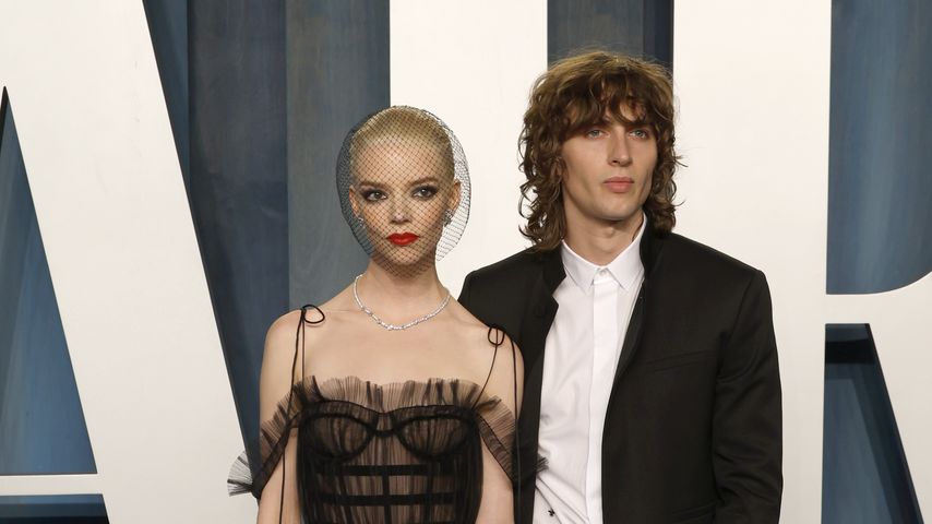 Anya Taylor-Joy und Malcolm McRae bei der Vanity Fair Oscar Party