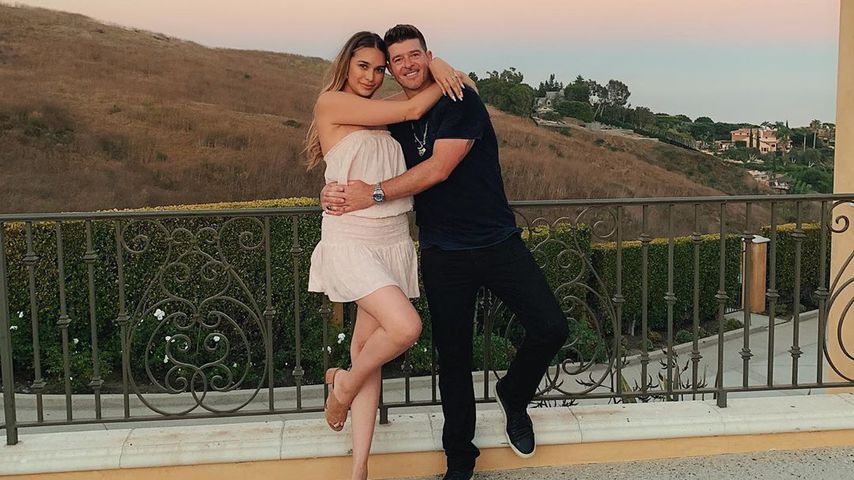 April Love Geary und Robin Thicke im Juli 2019