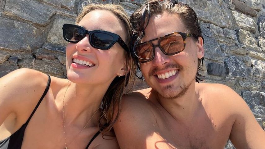 Ari Fournier und Cole Sprouse im Januar 2023