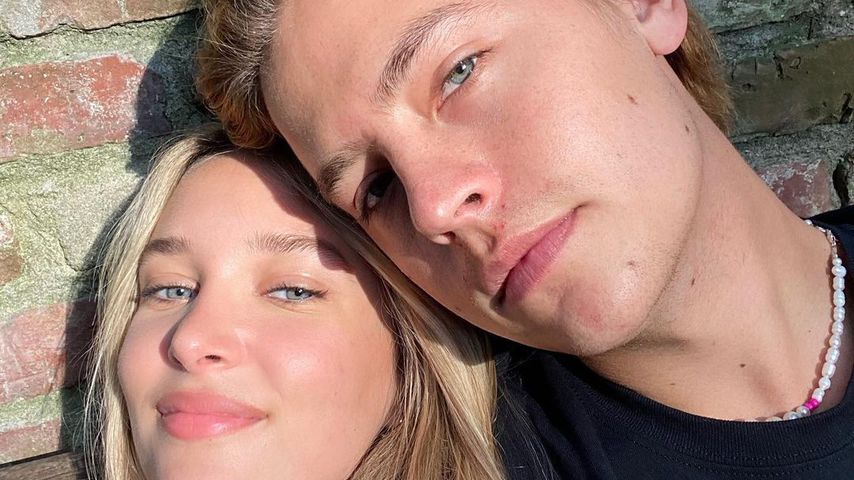Ari Fournier und Cole Sprouse