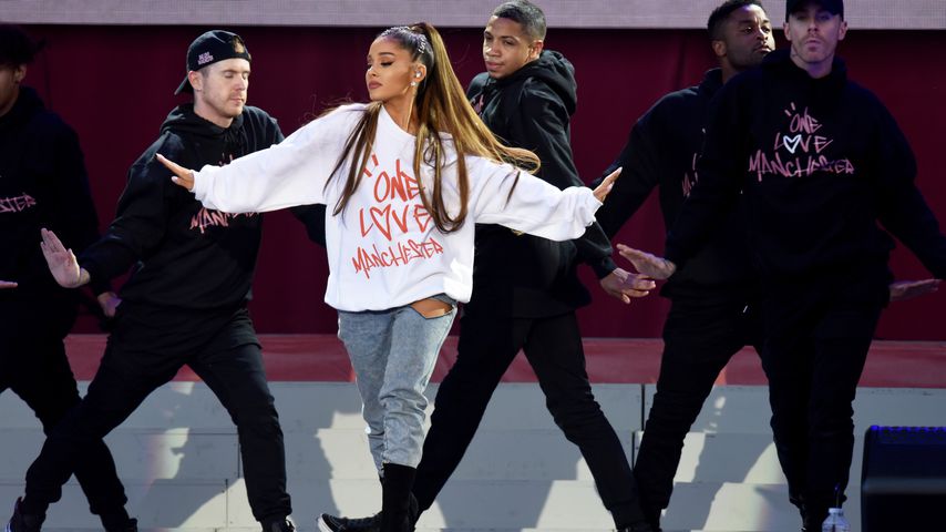 Große Geste: Ariana Grande & Crew kriegen Manchester-Tattoo!