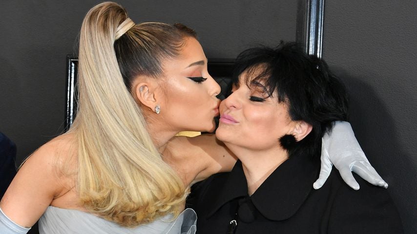 Total zerknautscht: Wer ist dieser süße Mini-Popstar?