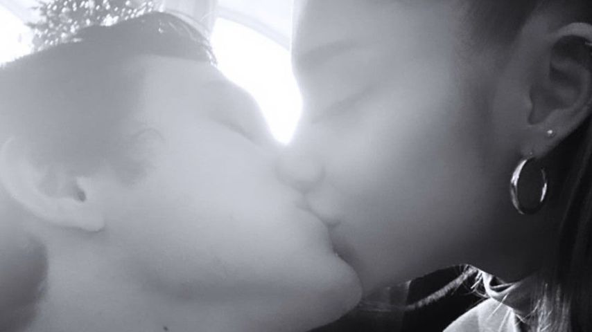Ariana Grande zeigt Knutschfoto mit Freund Dalton im Netz