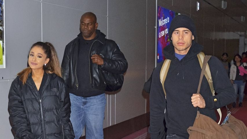 Ariana Grande mit Freund Ricky Alvarez bei der Ankunft am Tokyo International Airport, 11. April 2016