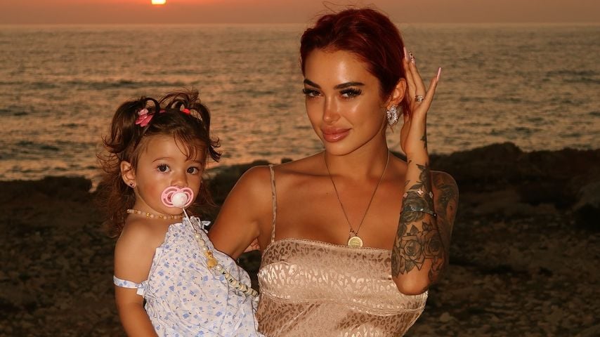 Ariel mit ihrer Tochter Ileyna, September 2025