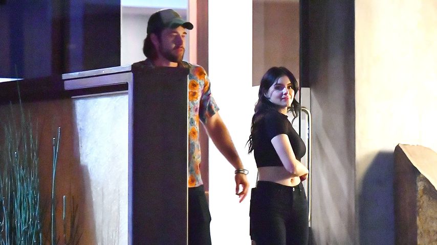 Ariel Winter mit ihrem unbekannten Freund in Studio City, Oktober 2019
