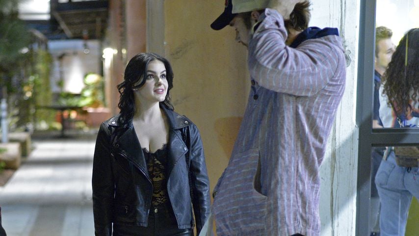 Enthüllt: Ariel Winter datet diesen bekannten Schauspieler!
