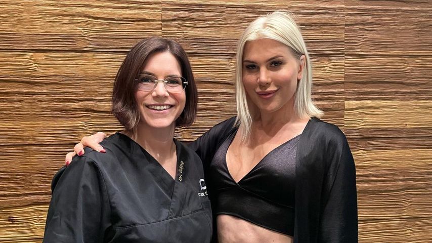 Arielle Rippegather mit ihrer Ärztin Dr. Dania Gäng
