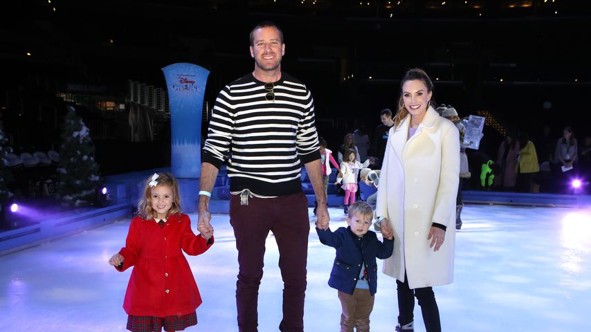Armie Hammer und Elizabeth Chambers mit ihren Kindern Harper und Ford, 2019