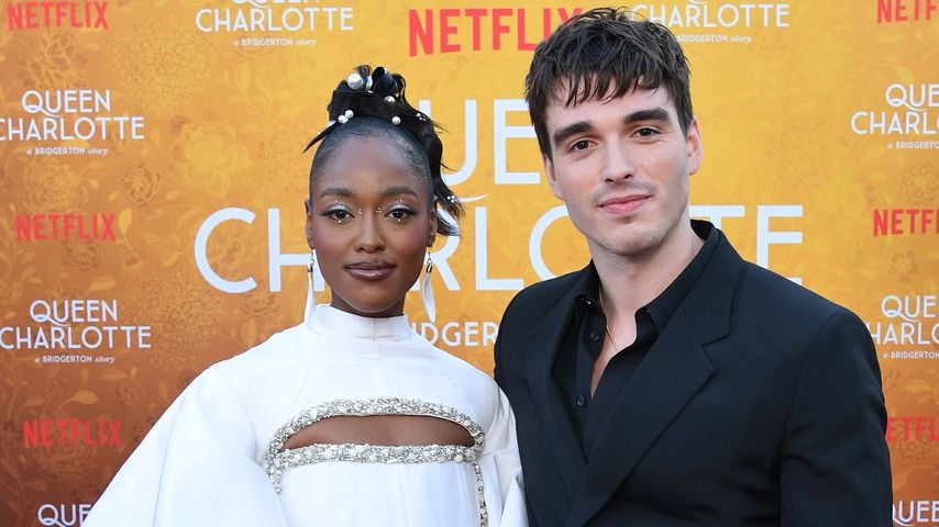 Arsema Thomas und Corey Mylchreest bei der Premiere von "Queen Charlotte: A Bridgerton Story"