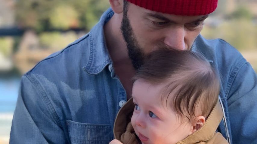 Süß! Nikki Bella teilt neues Foto von Artem und Sohn Matteo