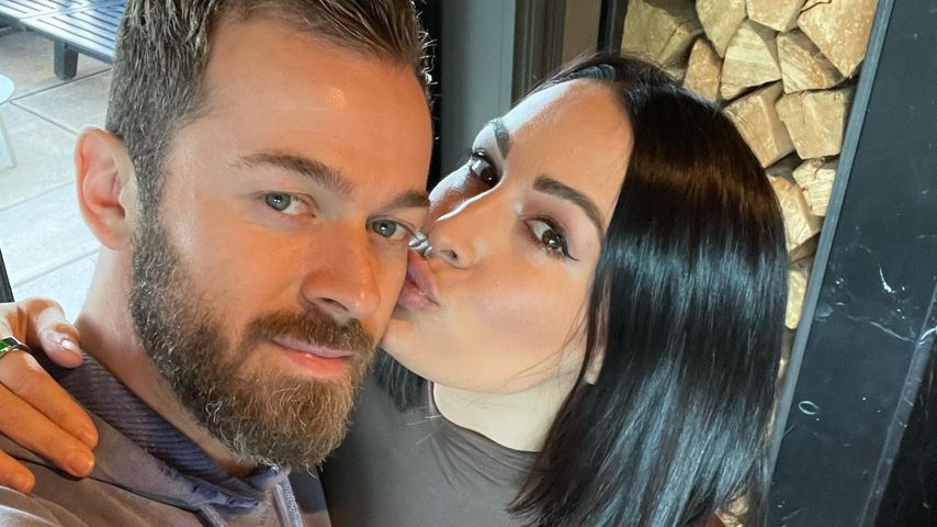 Endlich! Artem Chigvintsev und Nikki Bella haben geheiratet