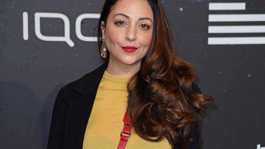 Schwanger mit 42: "In aller Freundschaft"-Arzu wird Mama