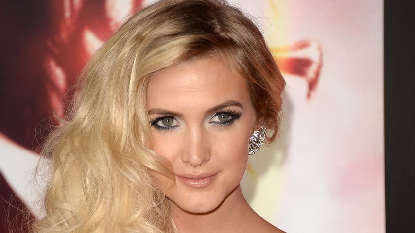 Trotz Baby-Kugel: Ashlee Simpson trainiert im Gym