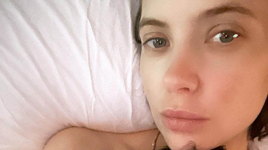 Ashley Benson und ihre Tochter im Mai 2024