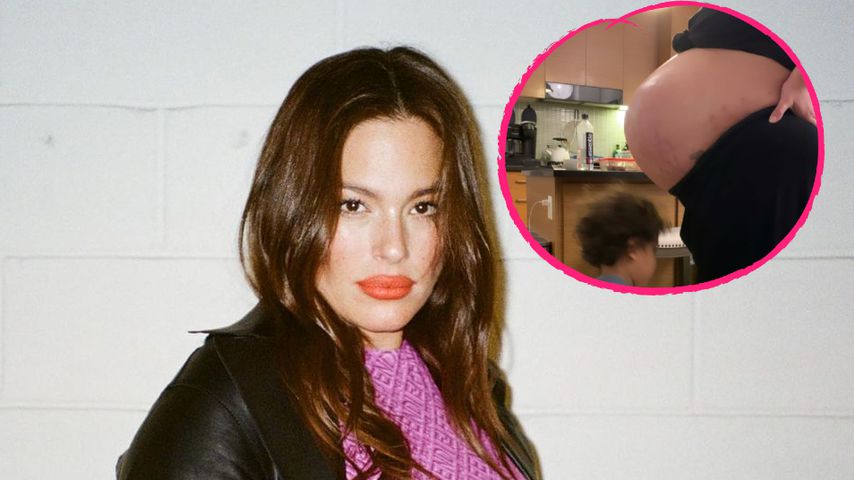 Kurz vor Twin-Geburt: Ashley Graham präsentiert XXL-Bauch
