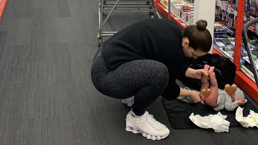 Ashley Graham mit ihrem Sohn, Februar 2020