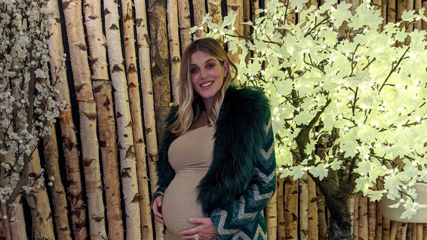 Ashley James, November 2020