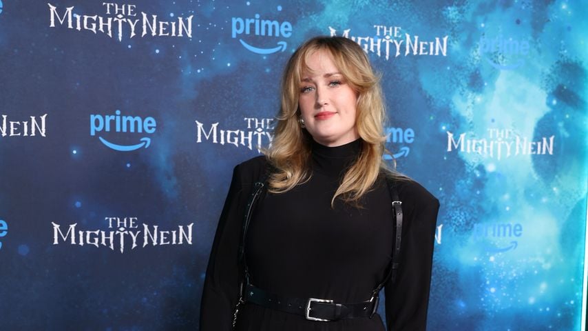 Ashley Johnson bei der Premiere von "The Mighty Nein" in Los Angeles