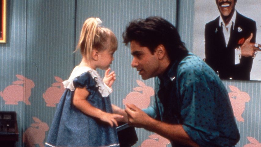 Ashley Olsen und John Stamos in "Full House"