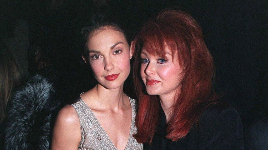 Wie ein Unfall Ashley Judd half, um ihre Mutter zu trauern