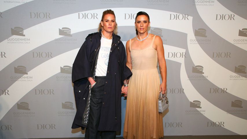 Die Profi-Fußballerinnen Ashlyn Harris und Ali Krieger