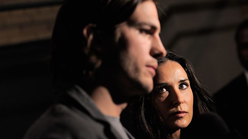 Ashton Kutcher war "verdammt sauer" auf Ex-Frau Demi Moore