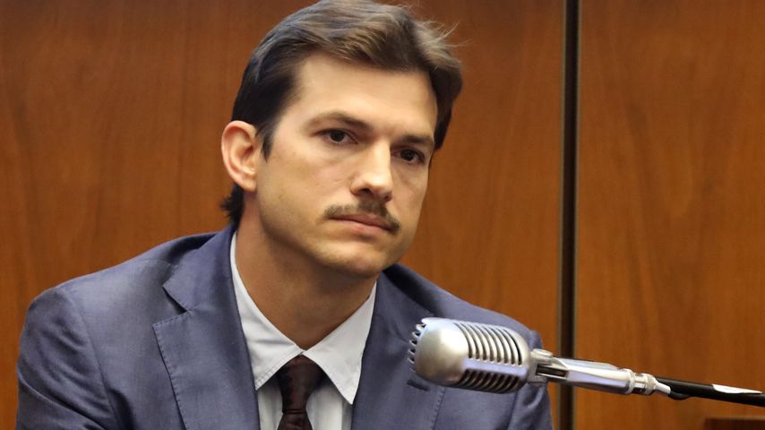 Ashton Kutcher bei einer Gerichtsverhandlung