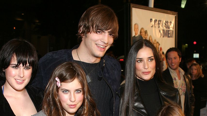 Ashton Kutcher und Demi Moore mit ihren Kindern Rumer, Scout und Tallulah Willis