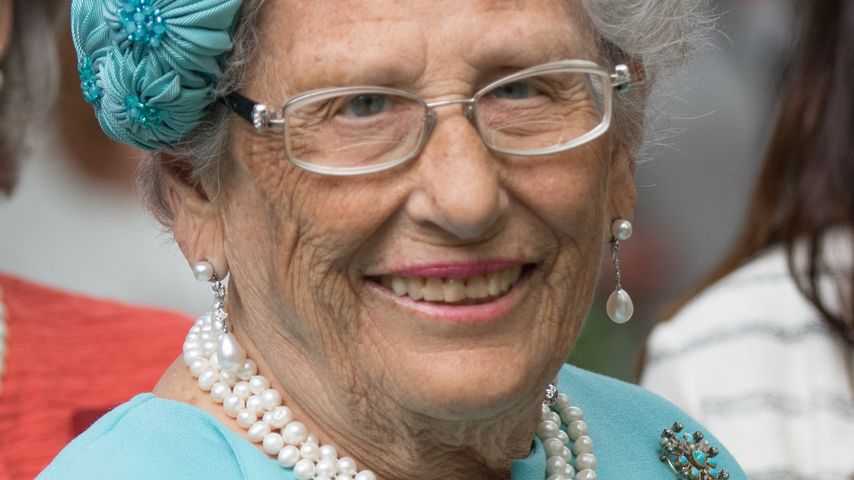 Astrid von Norwegen, Schwester von König Harald