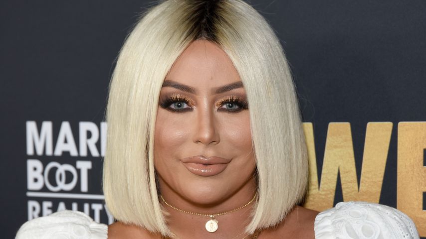 Video: Aubrey O' Day bewundert Hitler und Castro!