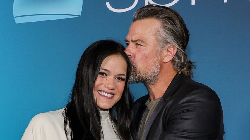 Audra Mari und Josh Duhamel bei der Eröffnungsshow von U2