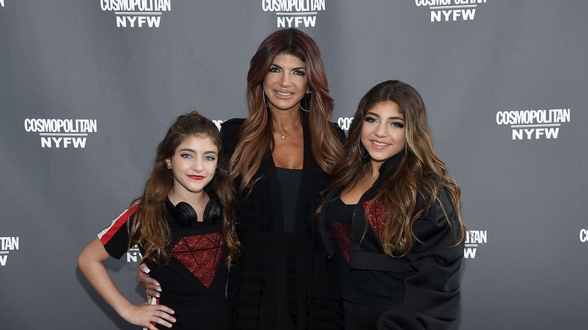 Audriana Giudice, Teresa Giudice und Milania Giudice bei der Cosmopolitan NYFW-Show in Tribeca 360 während der New York Fashion Week.