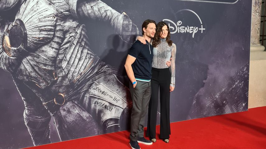 August Wittgenstein mit Mia Rohla auf der "Moon Knight"-Premiere