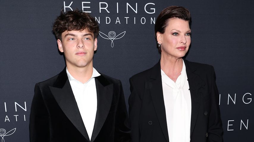 Augustin James und Linda Evangelista im September 2023 in New York City