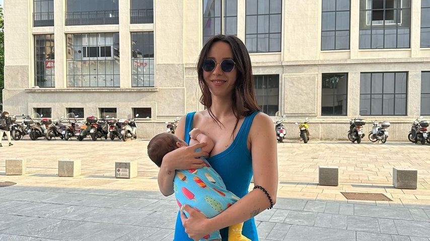Aurora Ramazzotti mit ihrem Sohn Cesare im Juni 2023