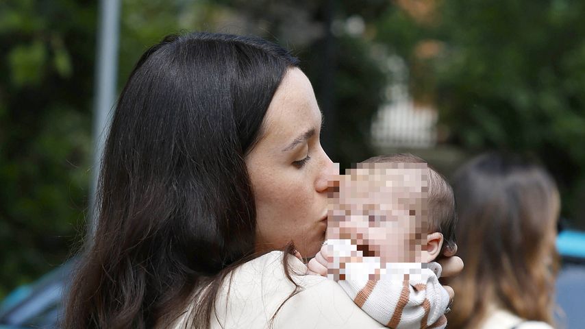 Aurora Ramazzotti mit ihrem Baby