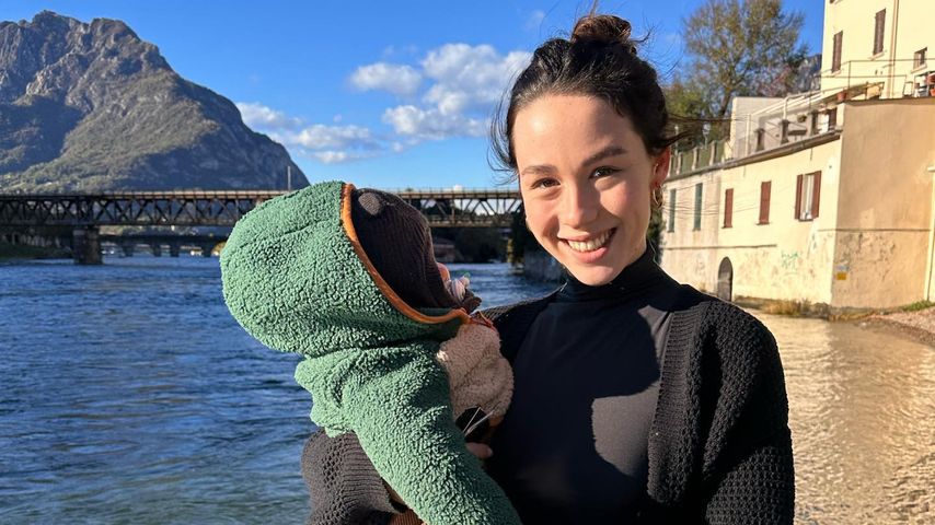 Aurora Ramazzotti teilt zuvor ungesehene Babybauch-Aufnahme
