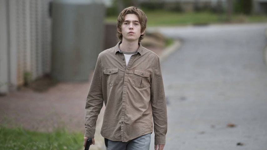 Austin Abrams als Ron in The Walking Dead, Staffel 6, Episode 7